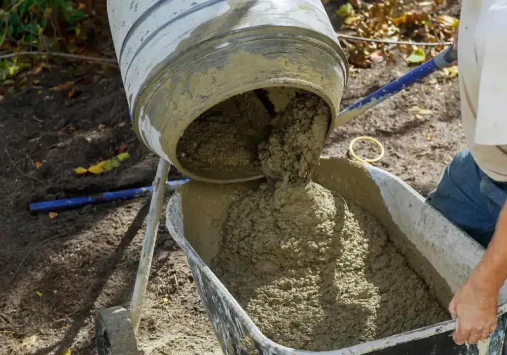 Ile piasku na 1 m²? Prosty wzór i gotowe przeliczenia
