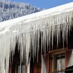 Co zamiast rynny: 5 skutecznych alternatyw dla Twojego dachu